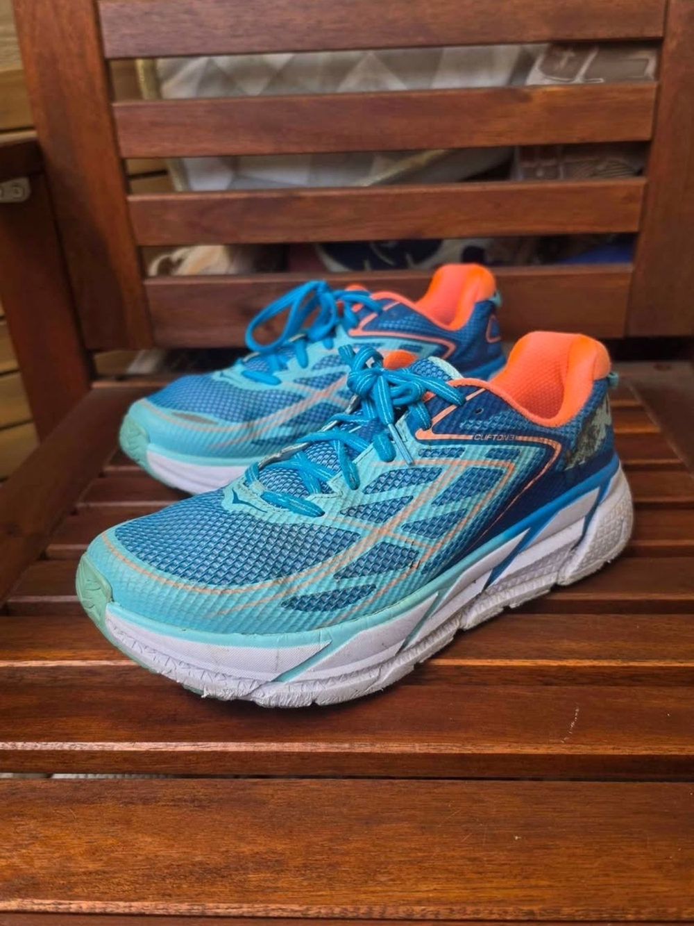 Hoka One One Clifton 3 running shoes Women's Size 9.5